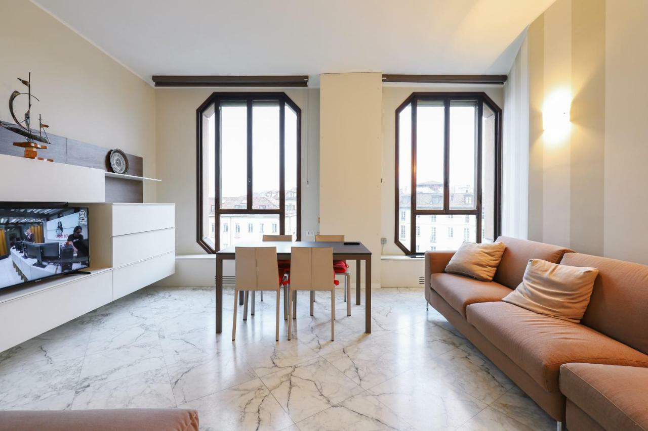 Duomo Luxury Apartment Milan Luaran gambar